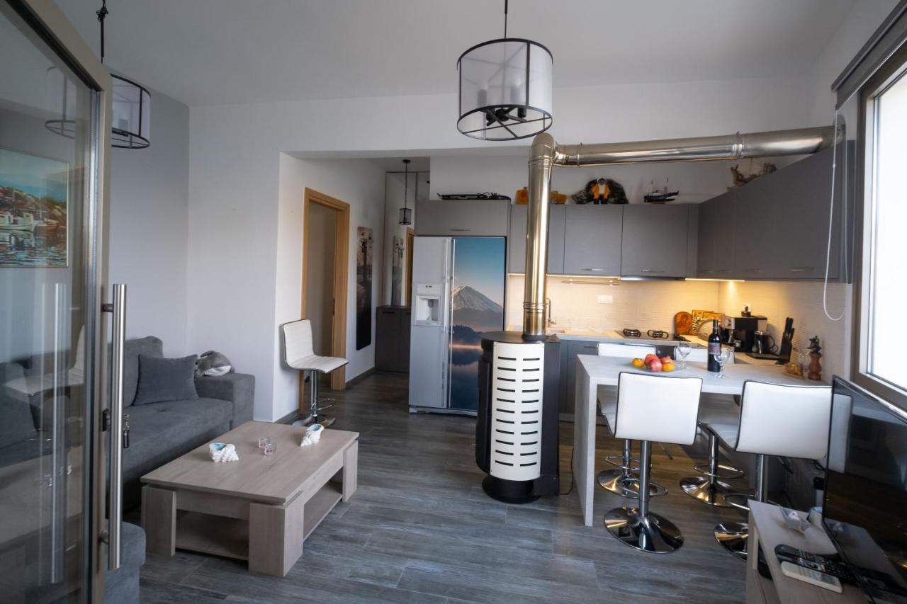 Seaside Flat With Hydromassage Apartment Mochlos Exterior foto